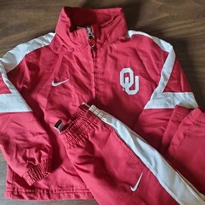 OU NIKE TRACK SUIT 2T
